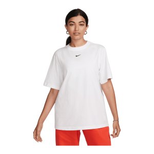 nike-t-shirt-damen-weiss-f100-fd4149-lifestyle_front.png